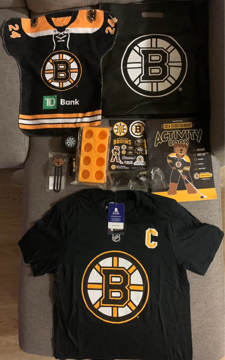 Boston Bruins Academy Kids Club pack 2024-25 season - photo 3