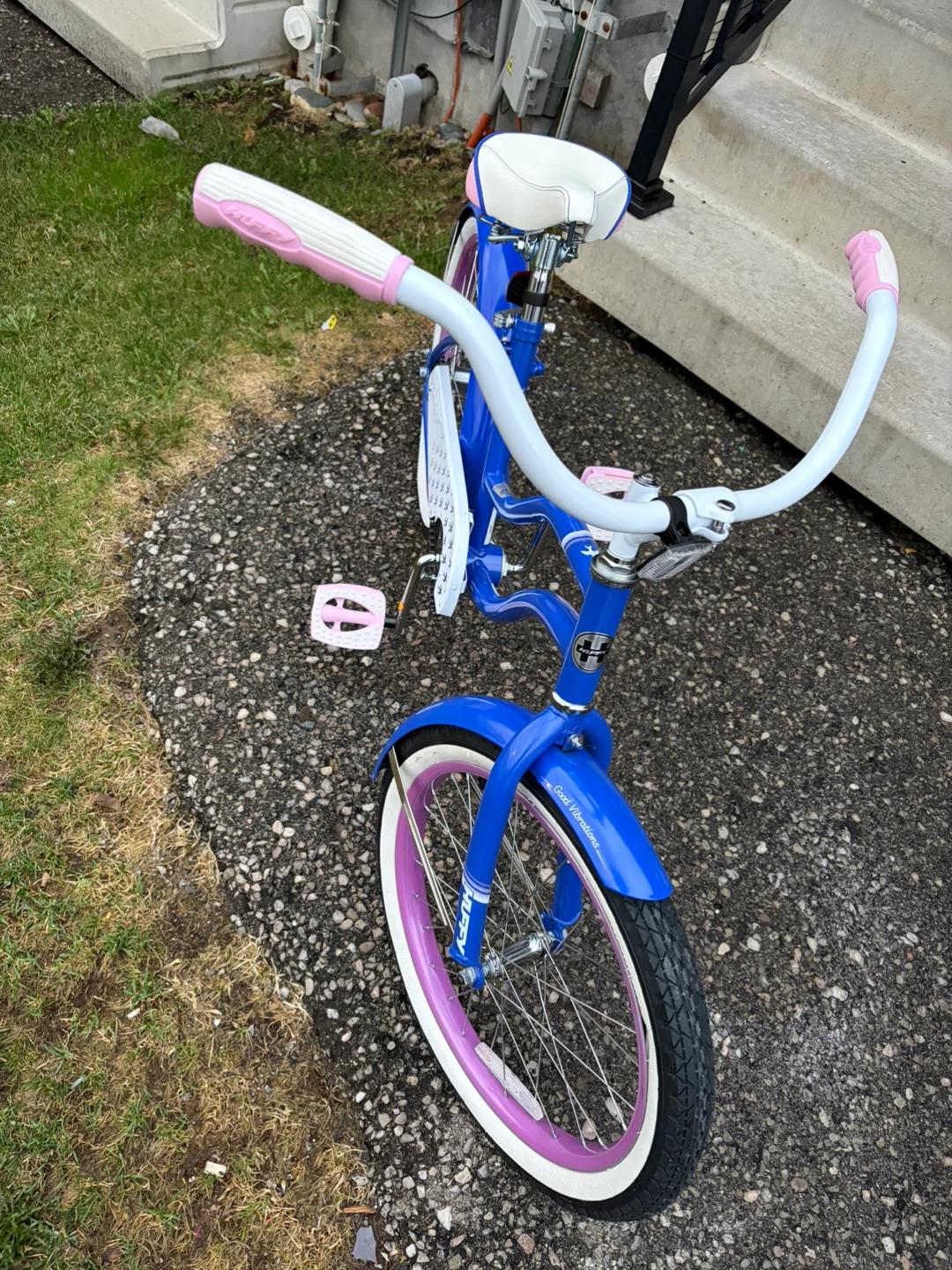 Blue Huffy Cruiser Bike - photo 2