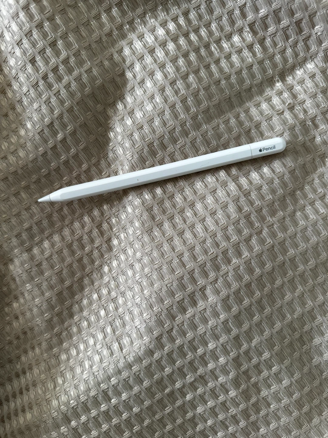 iPad/Apple Pencil/JETech Case ~ For Sale - photo 3