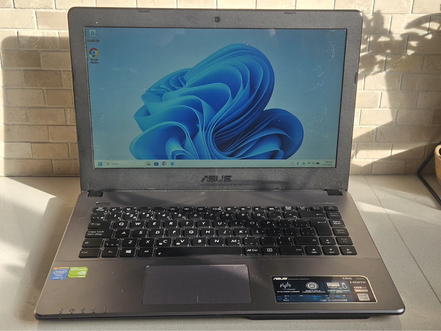 🔥 ASUS 14” Laptop - i7 | 8GB RAM | 1TB HD (WOW!)