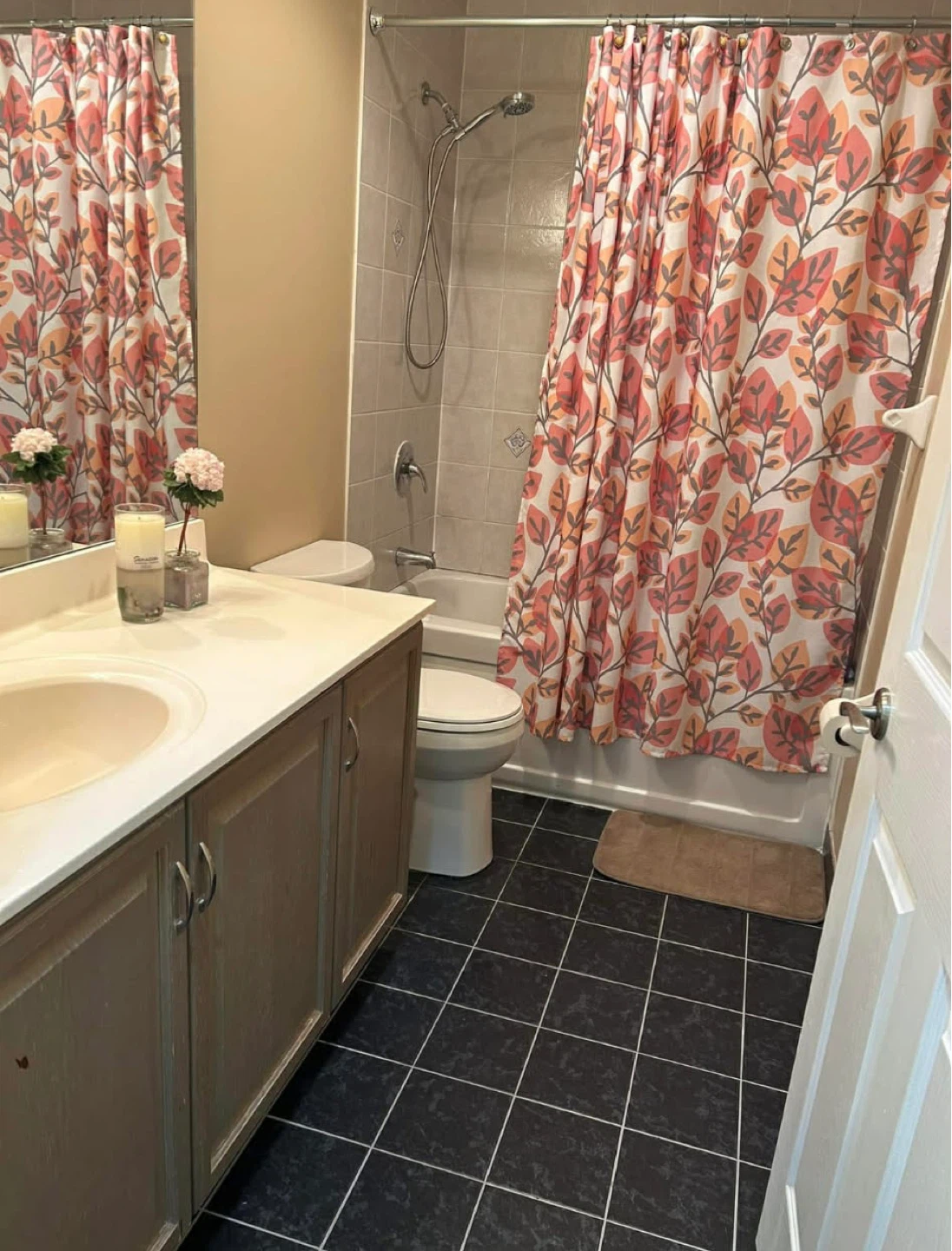 ROOM FOR RENT - photo 4