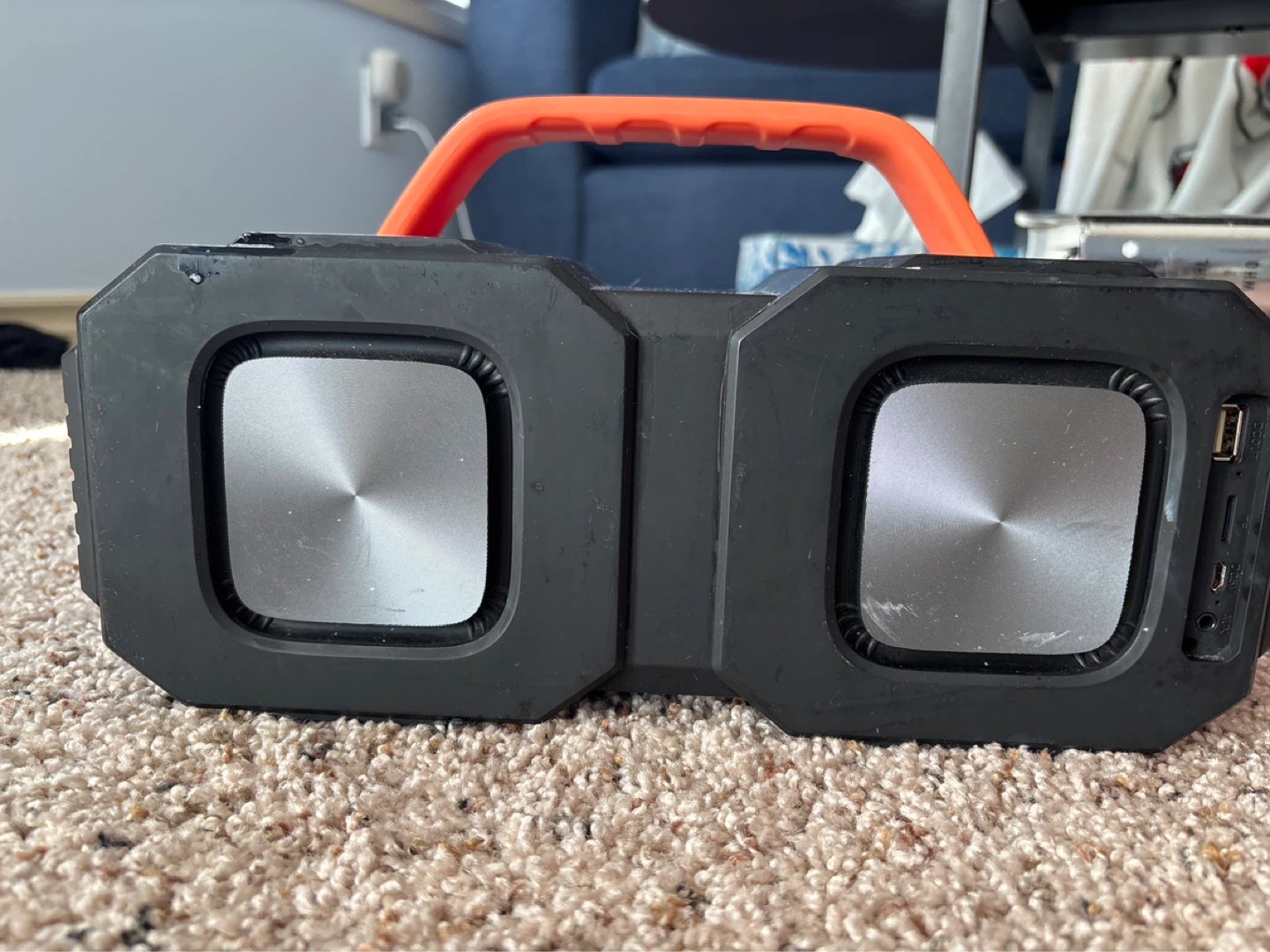 BUGANI Portable Bluetooth Speaker - photo 2