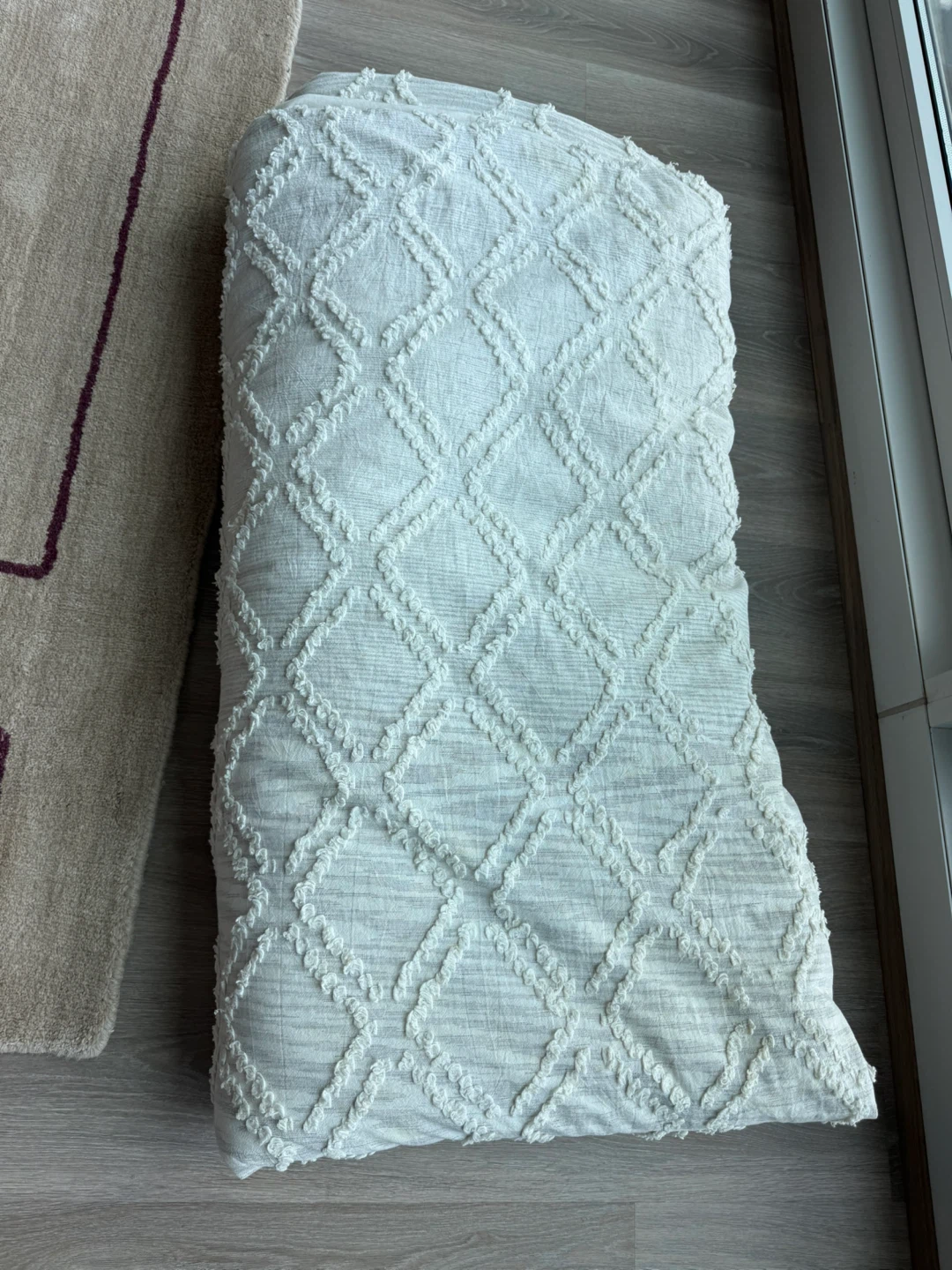 White Textured comforter