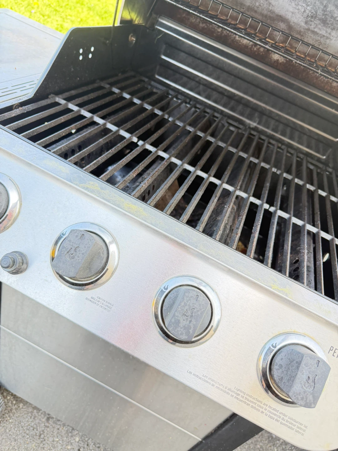 Char-Broil Gas Grill - photo 2