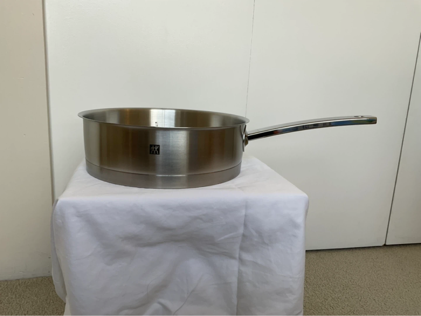 New 10” Zwilling J. A. Henckels 18/10 Stainless Steel Sauté Pan
