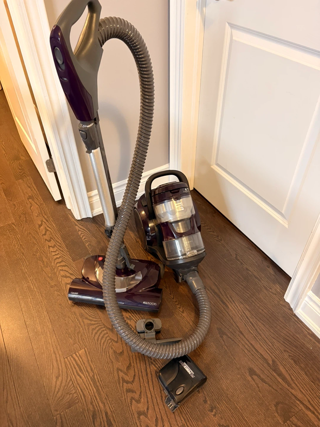 Kenmore 22614 Pet Friendly Vacuum Cleaner - photo 2