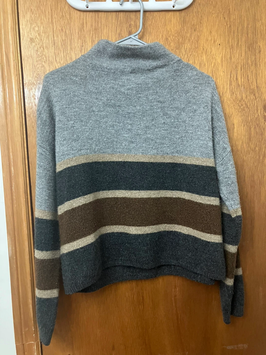 George Colour Block Mock Neck Sweater - Large