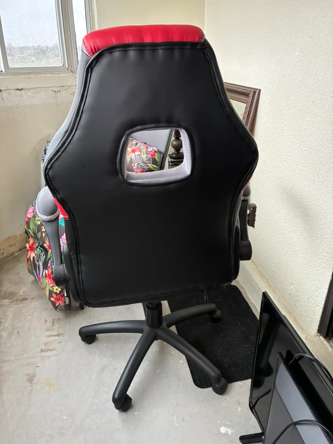 Gaming Chair - Red and Black - photo 2