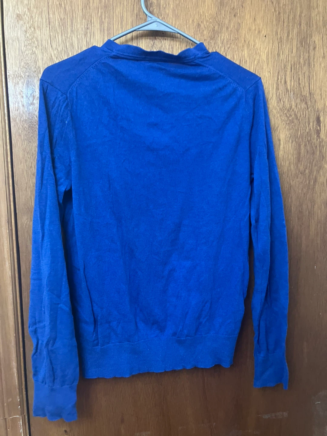 Banana Republic Blue V-Neck Shirt — Size Small - photo 2
