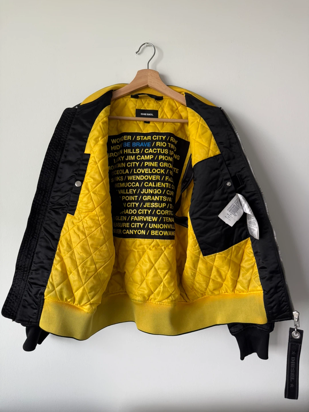 Diesel Bomber Jacket Black with Yellow Quilted Lining - photo 4