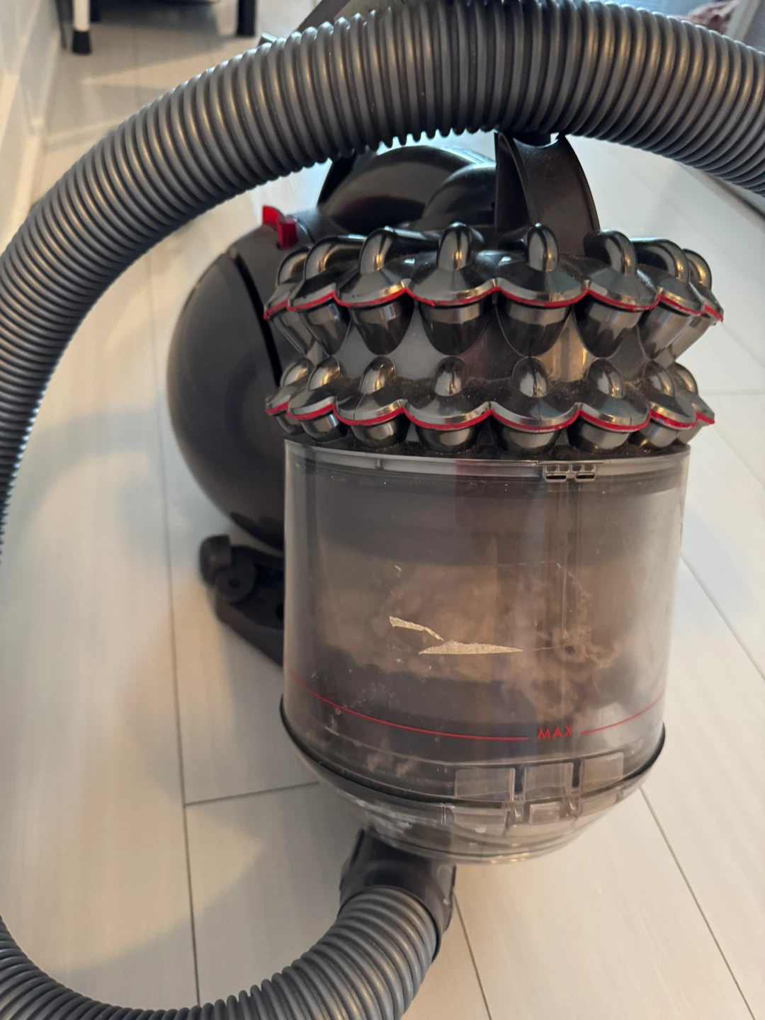 Dyson Ball Animal 2 Vacuum Cleaner - photo 4