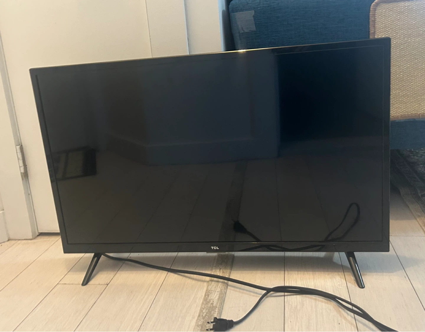 TCL 32-inch Smart TV