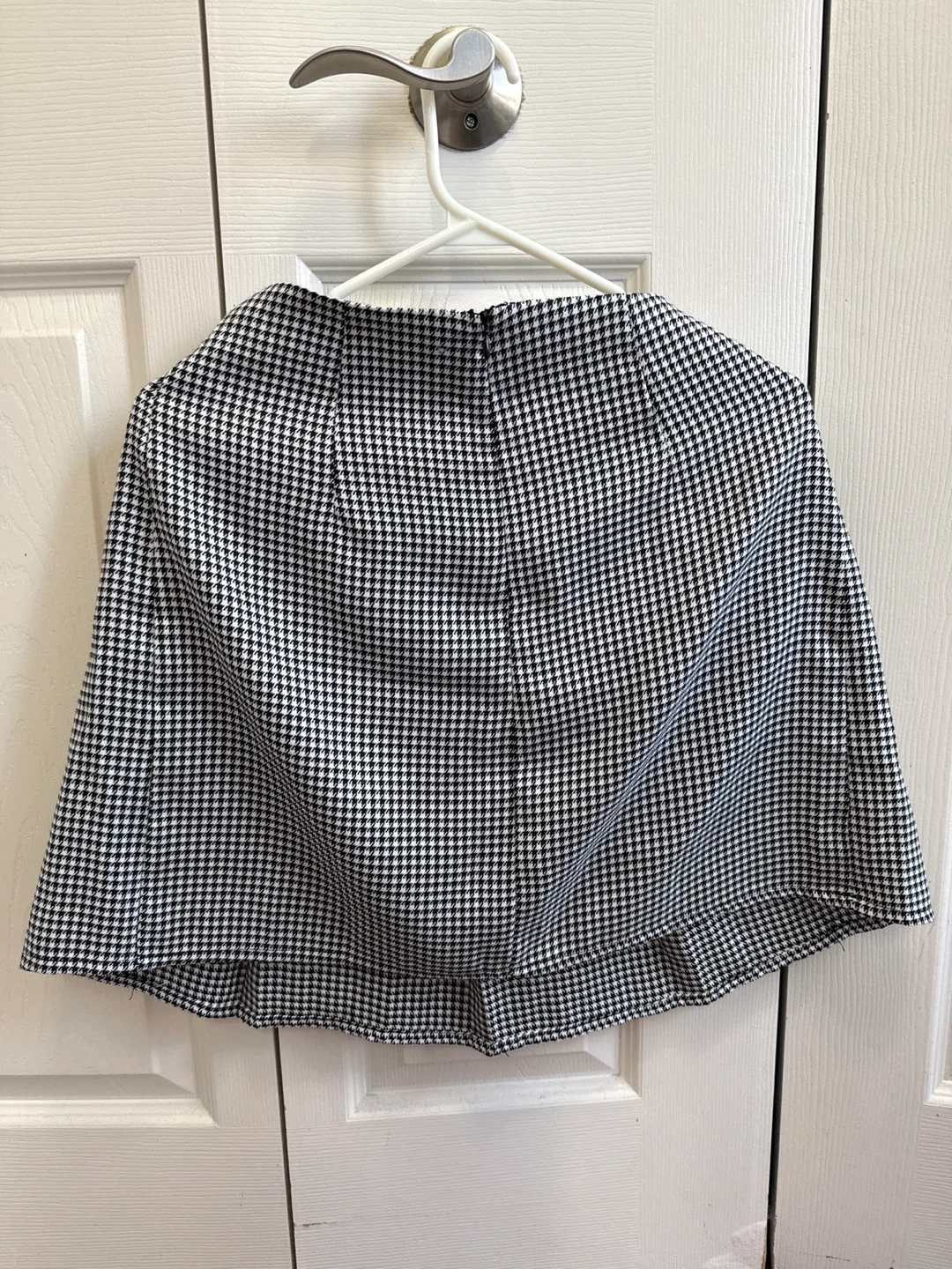 SHEIN Black and White Houndstooth Pleated Skirt Size XS - photo 3
