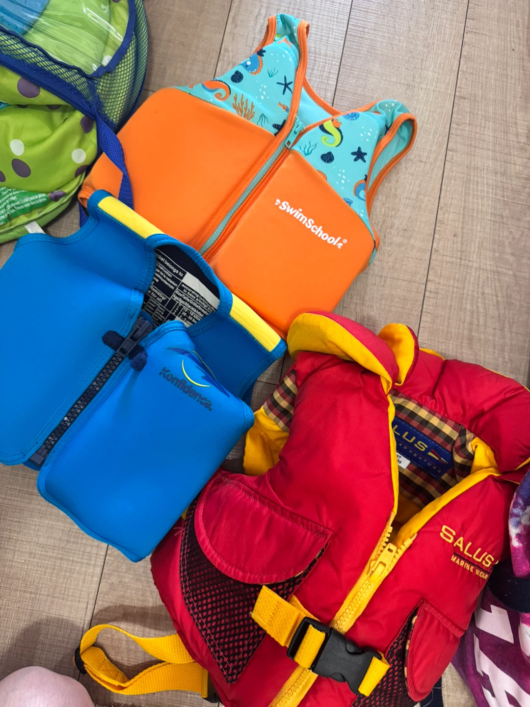 Swim Life vest