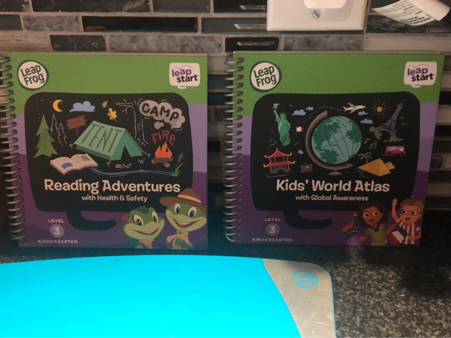 Leap Frog LeapStart Reading Adventures & Kids World Atlas Books - photo 4