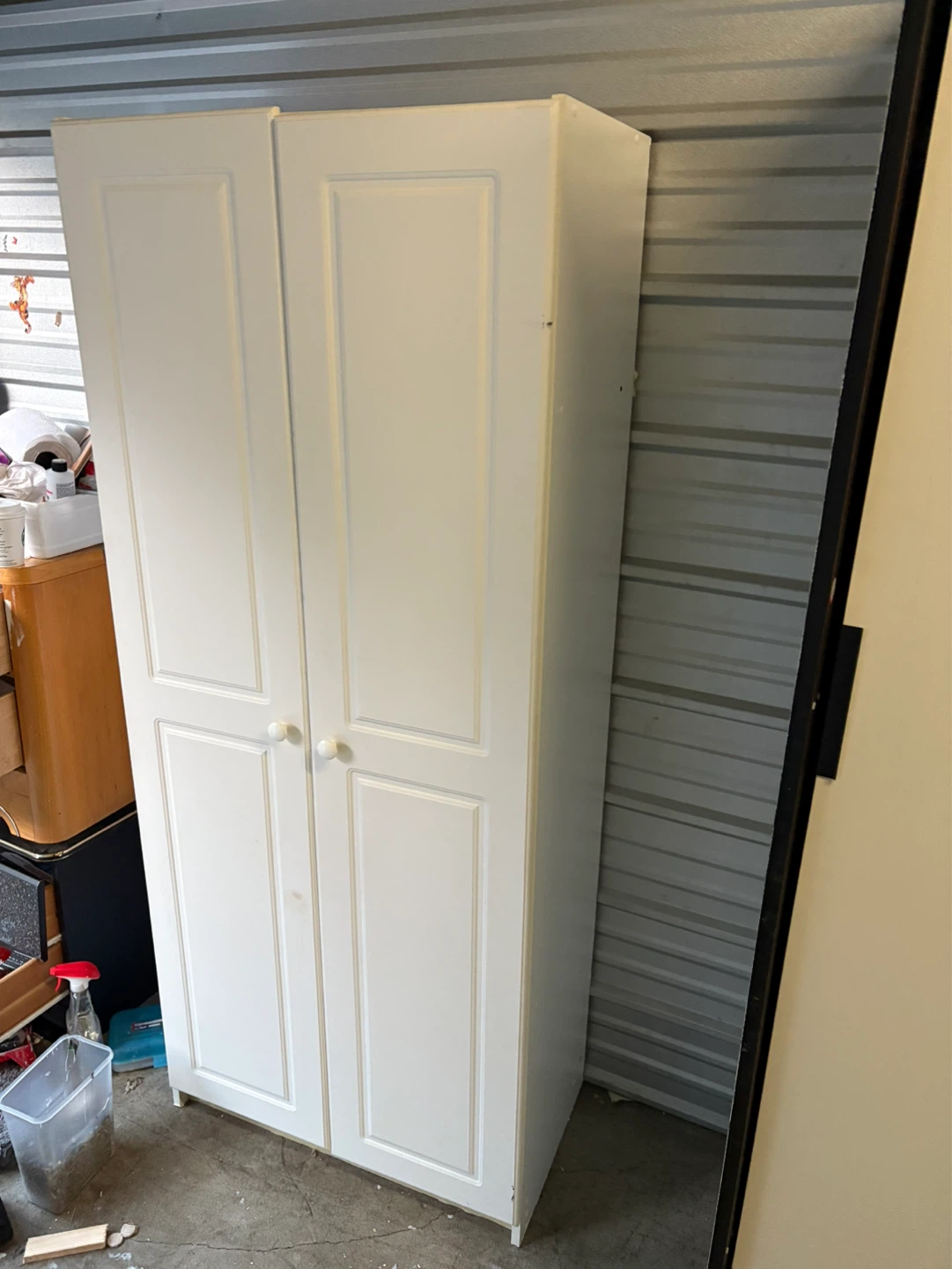 Wardrobe (delivery available)