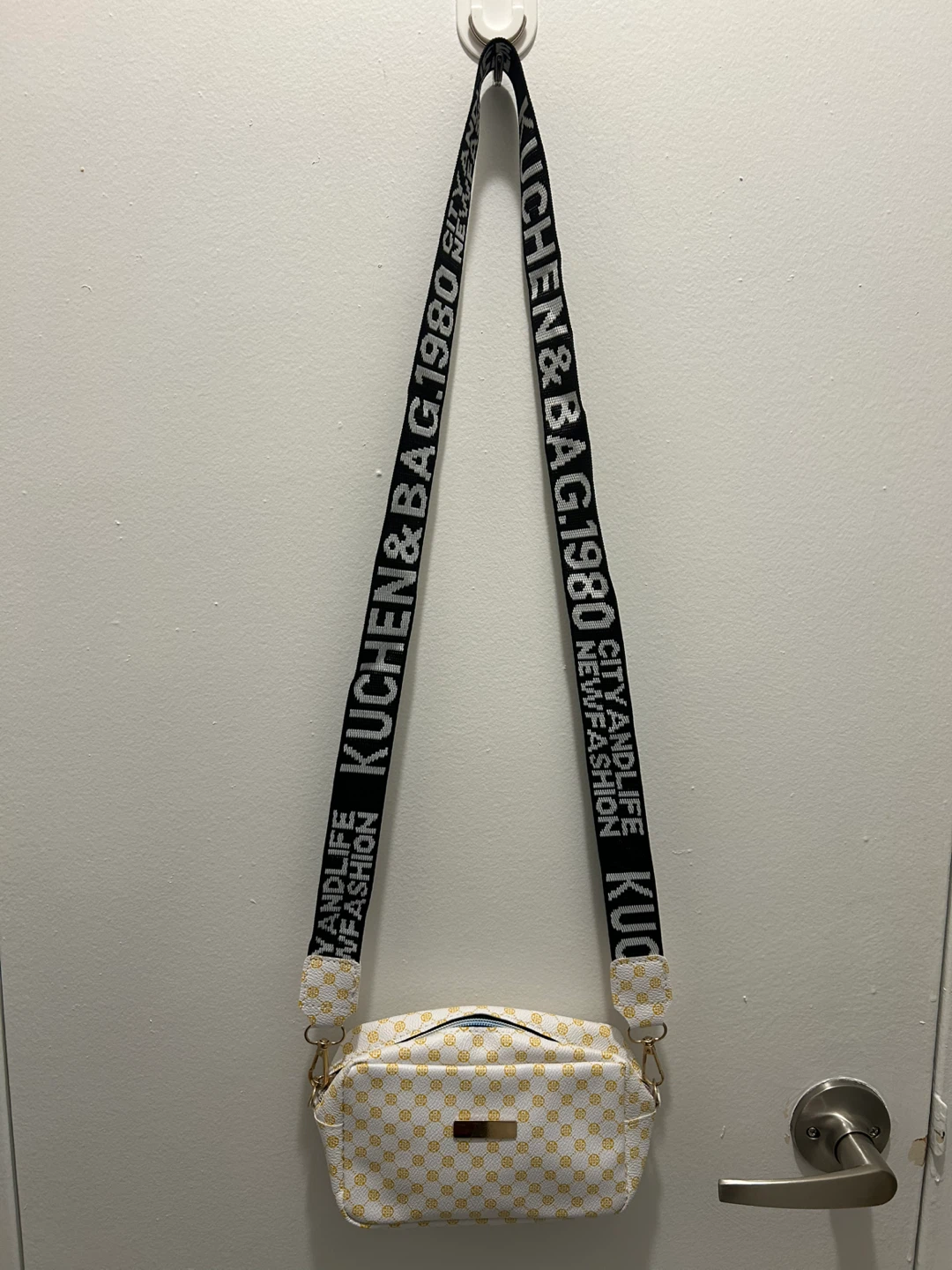 White and Gold Pattern Crossbody Bag