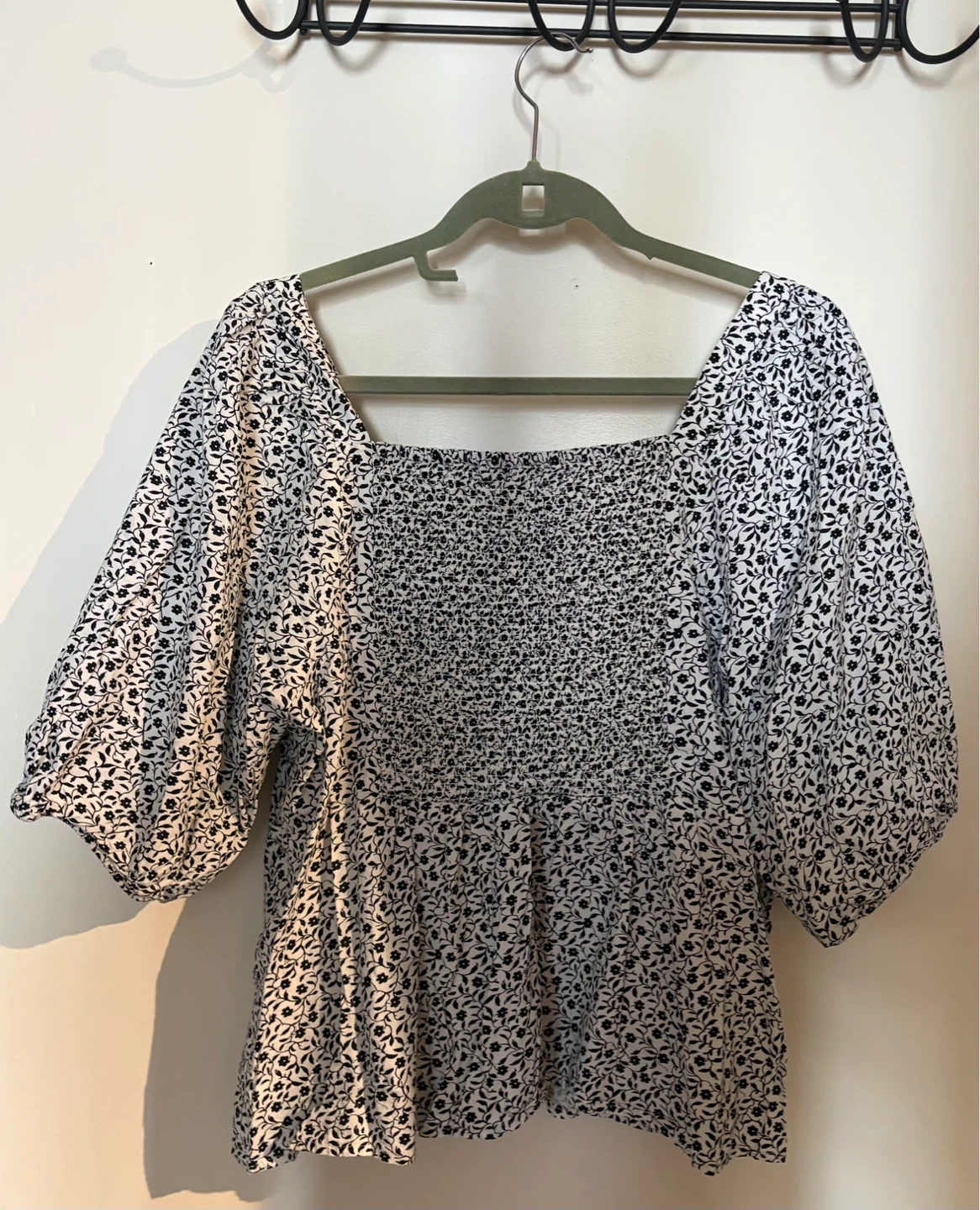 Smocked Square Neck Blouse - Black Floral Print - photo 2