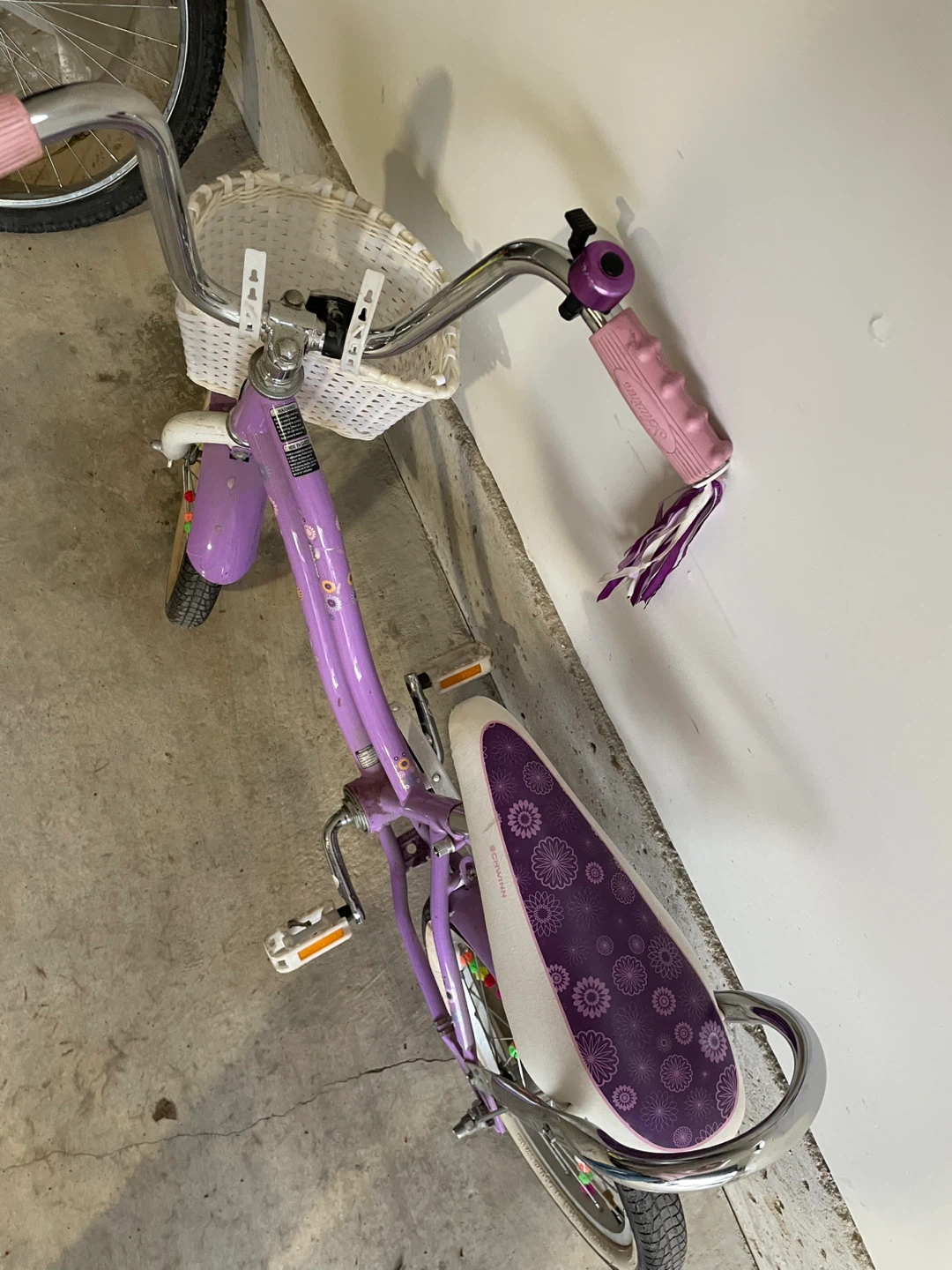 Schwinn Girls' Bicycle with Basket - photo 3