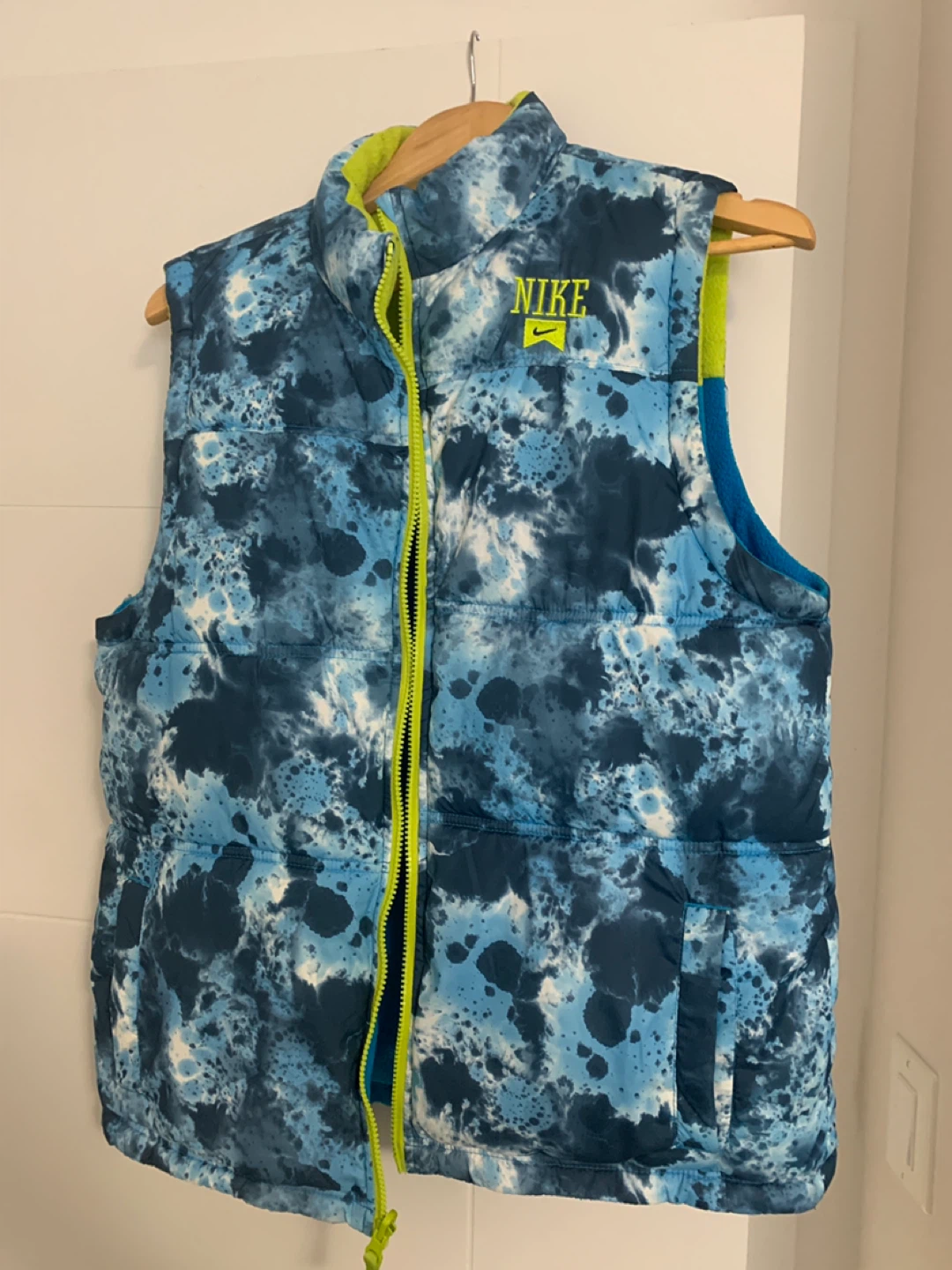 Nike Puffer Vest - Blue Tie Dye