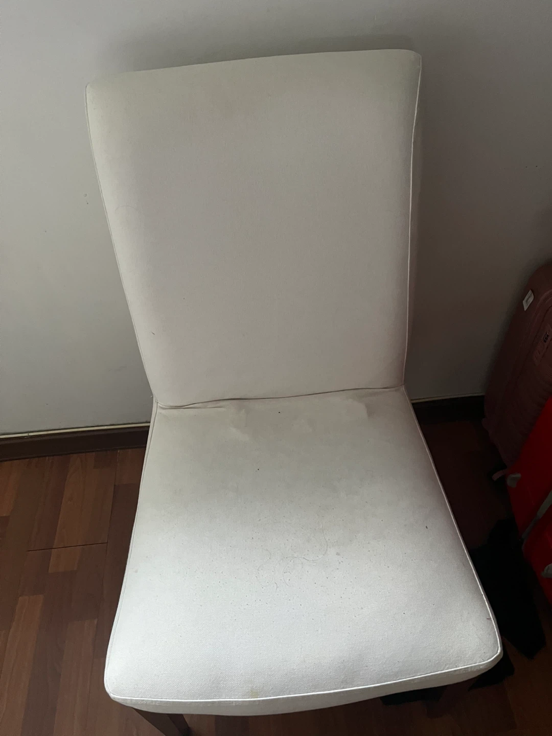 2 White Upholstered Chair - photo 2