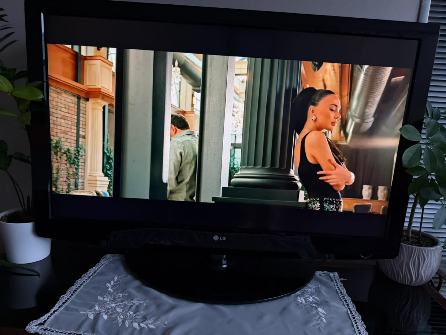 LG Television