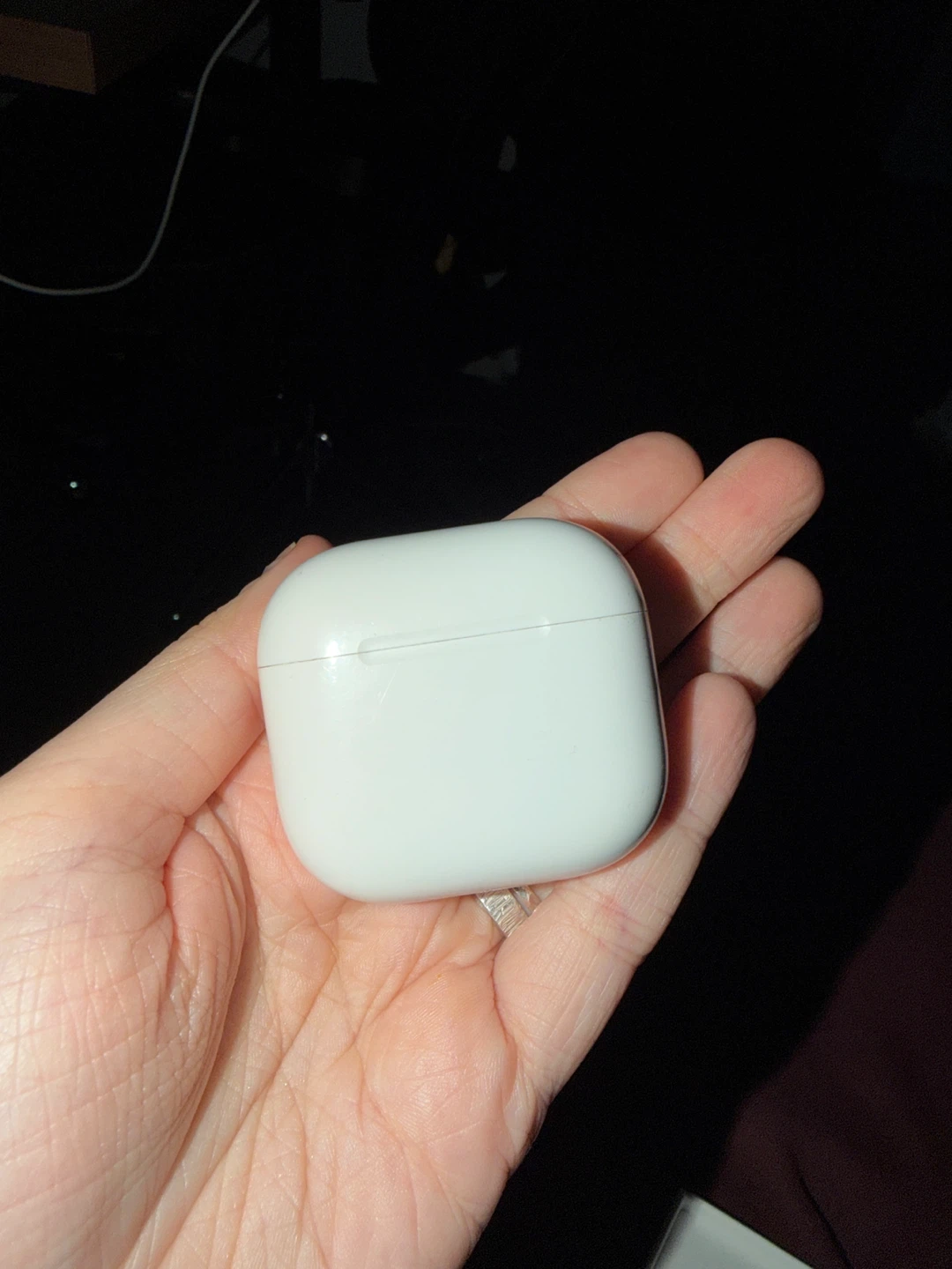Apple AirPods 4 (Noise Cancellation) - photo 3