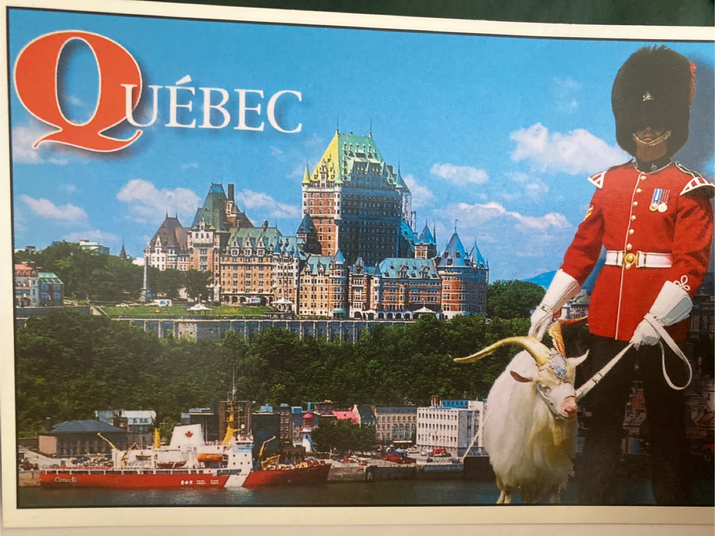 Québec Souvenir Magnet with 2 POSTCARDS - photo 2