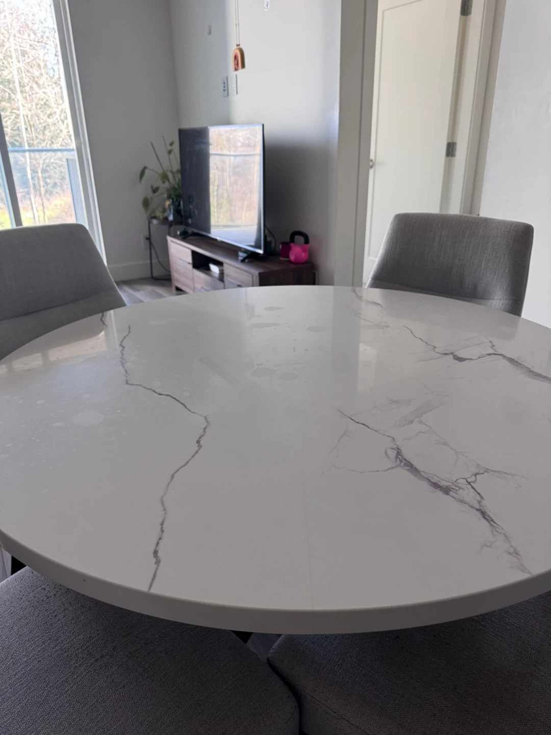 I need a new dinning table as this is very big for my new spacd - photo 4