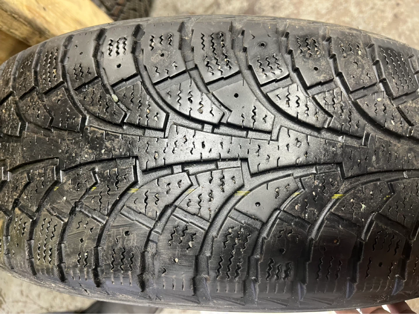 2 piece Hankook Tires - photo 3