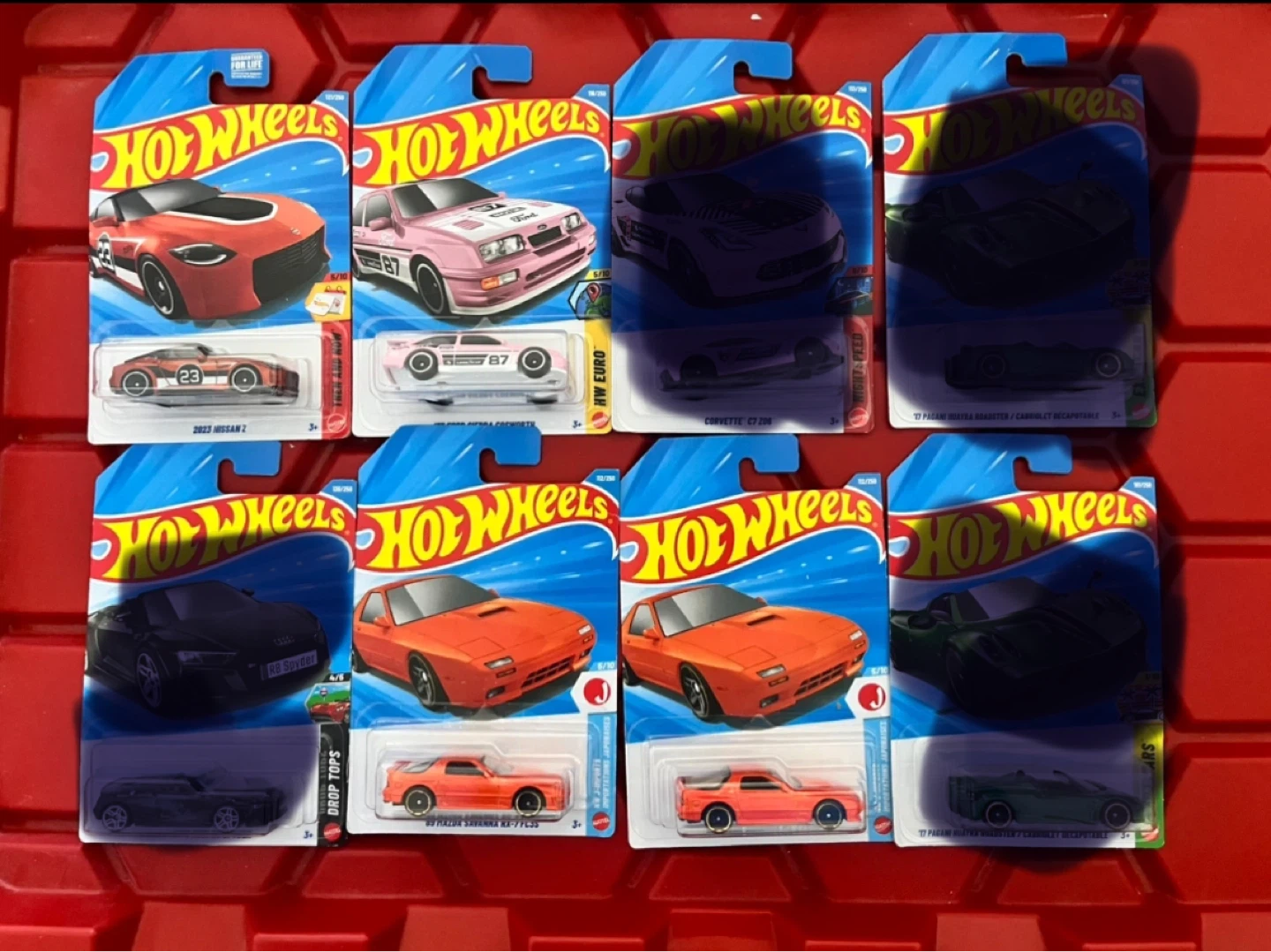 Hot Wheels: Nissan Z, Audi R8, Mazda RX-7, Corvette, Pagani