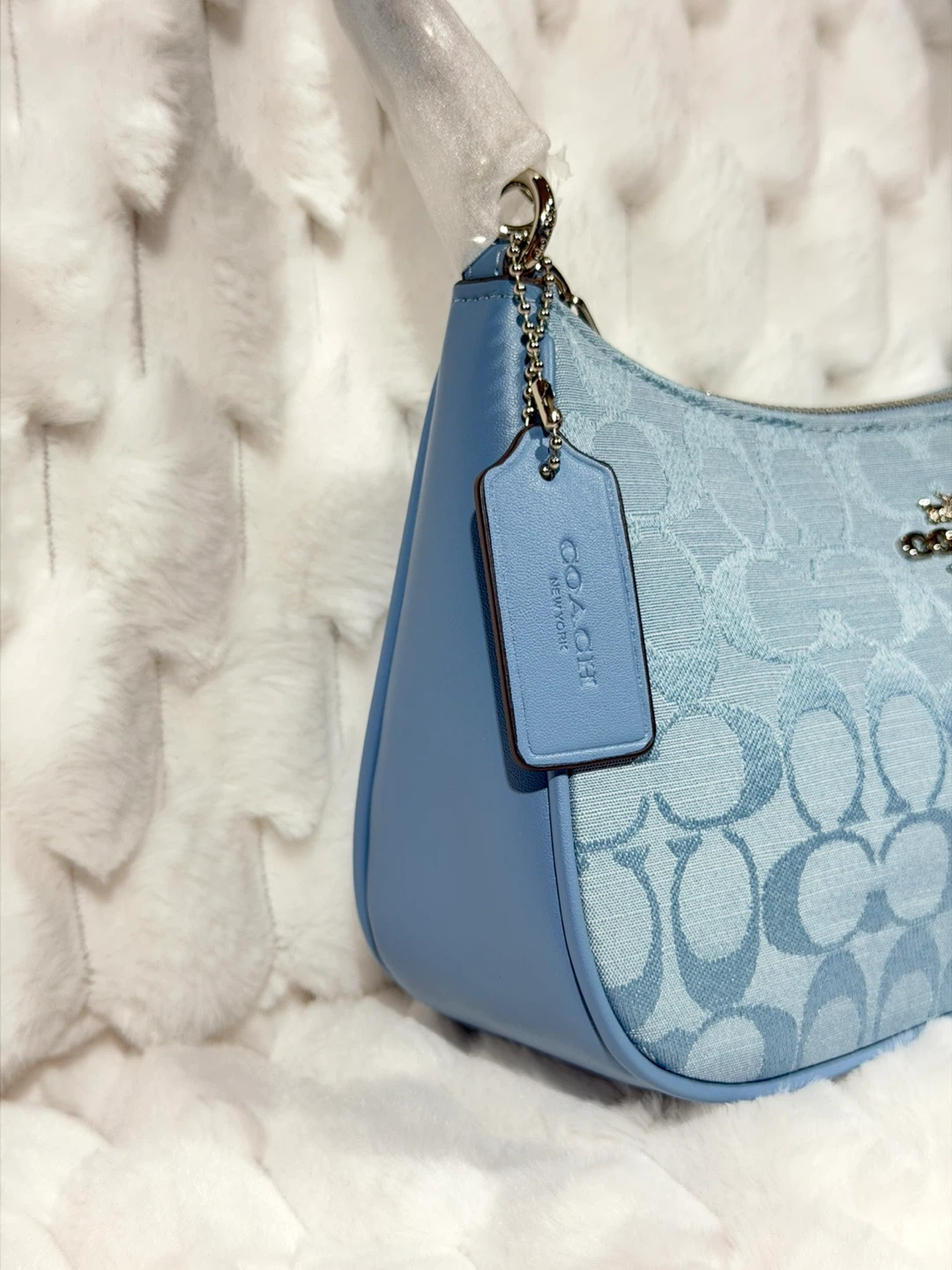 🔥 Coach Teri Shoulder Bag | Baby Blue ✨ - photo 3