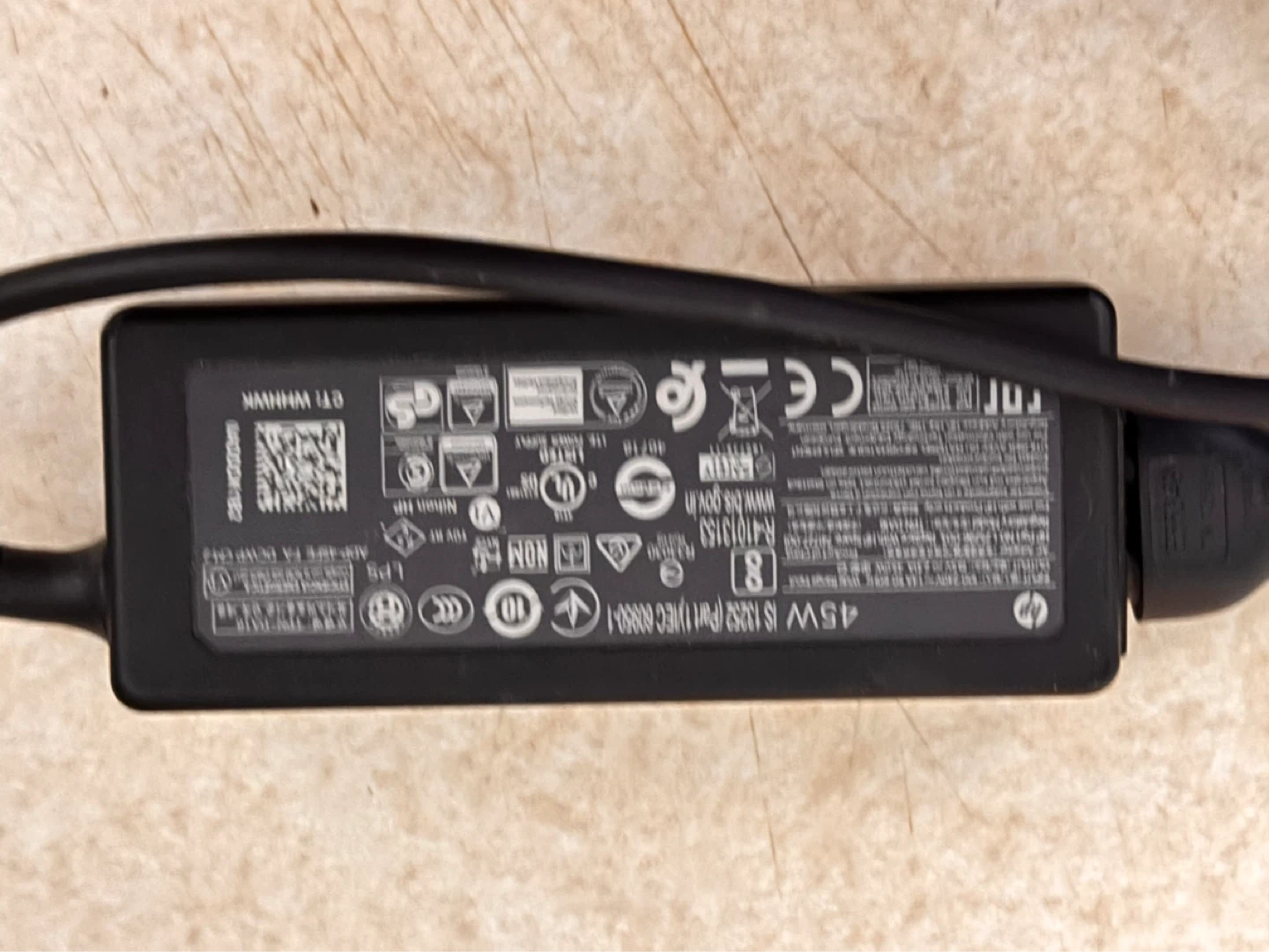 HP 45W Laptop Power Adapter AC Charger - photo 2