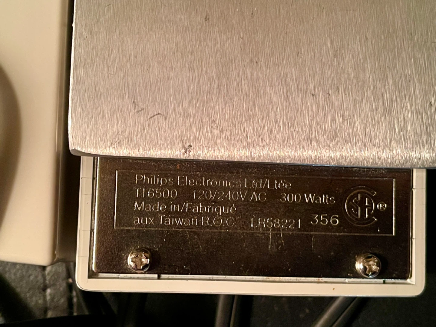 Philips Dual Voltage Folding Travel Iron - photo 5