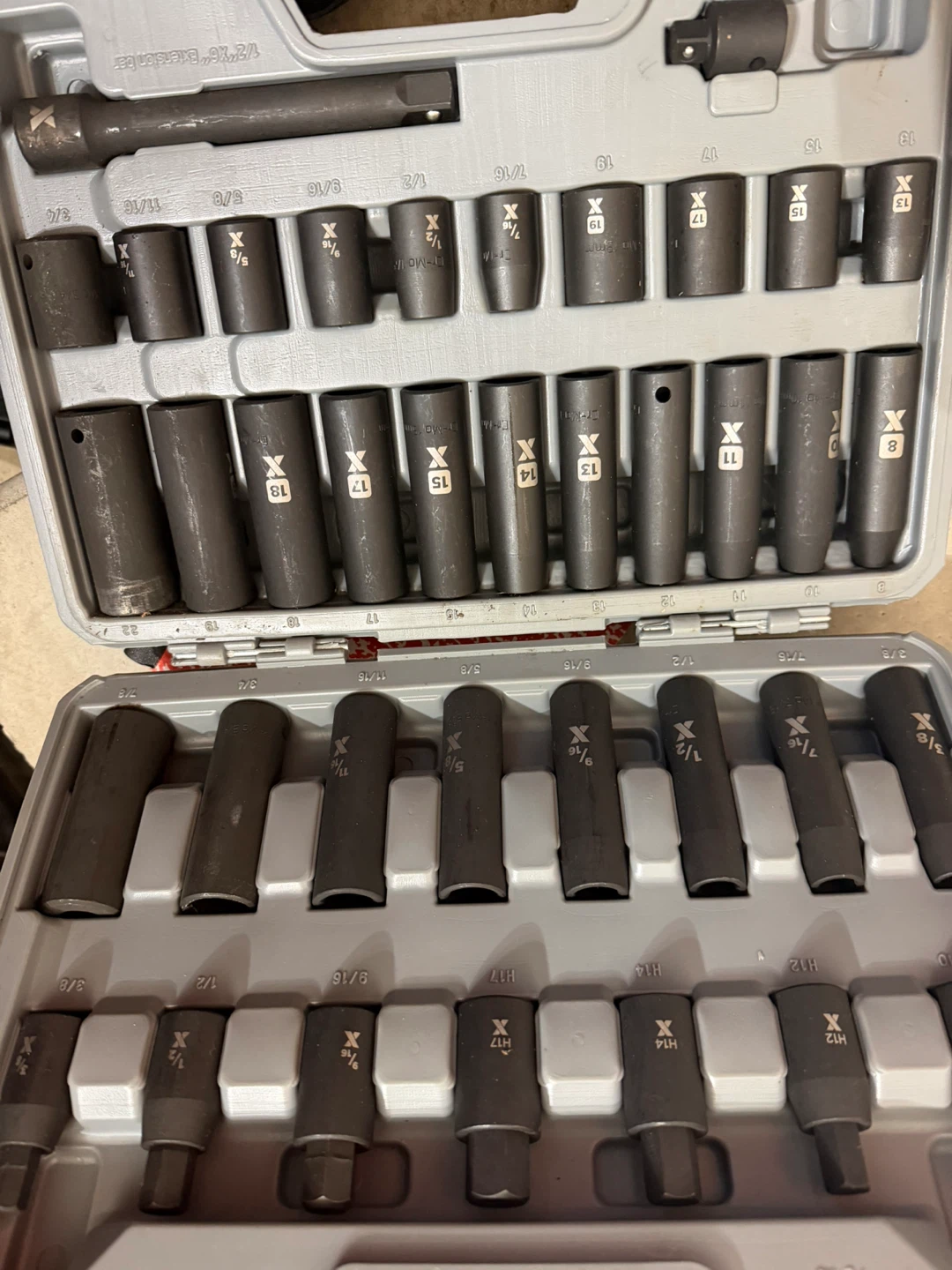 MAXIMUM 16-Piece Specialty Lug Nut Socket Set - photo 2