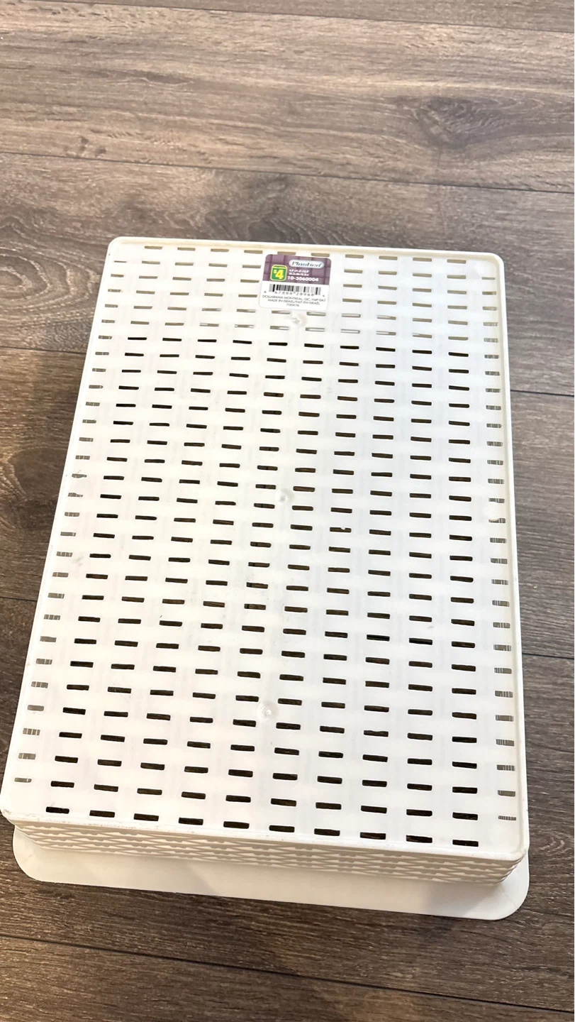 White Plastic Storage Basket - photo 2