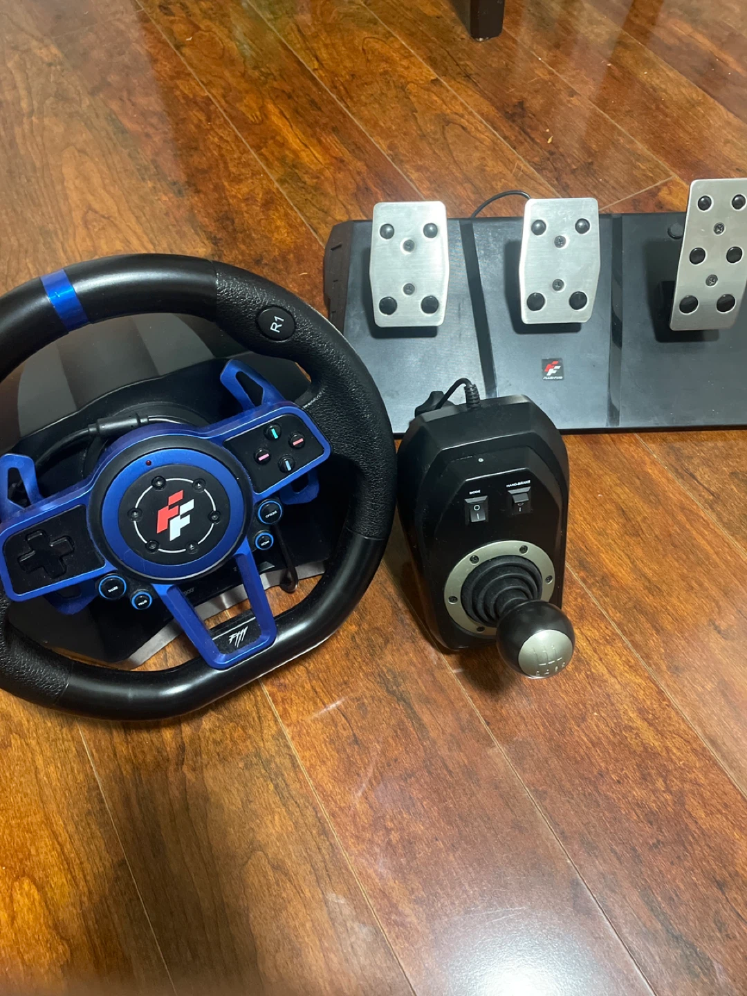 Flashfire Suzuka racing wheel  900R/F111