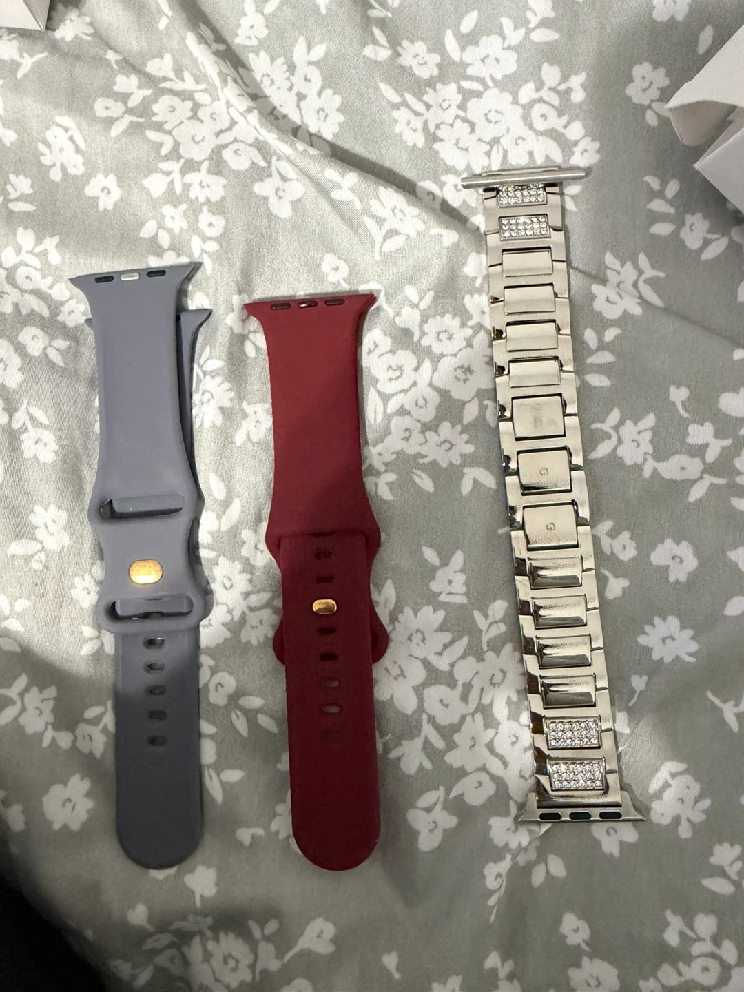 GUESS Watch Bands for Apple Watch - Silver Metal & Silicone - photo 2