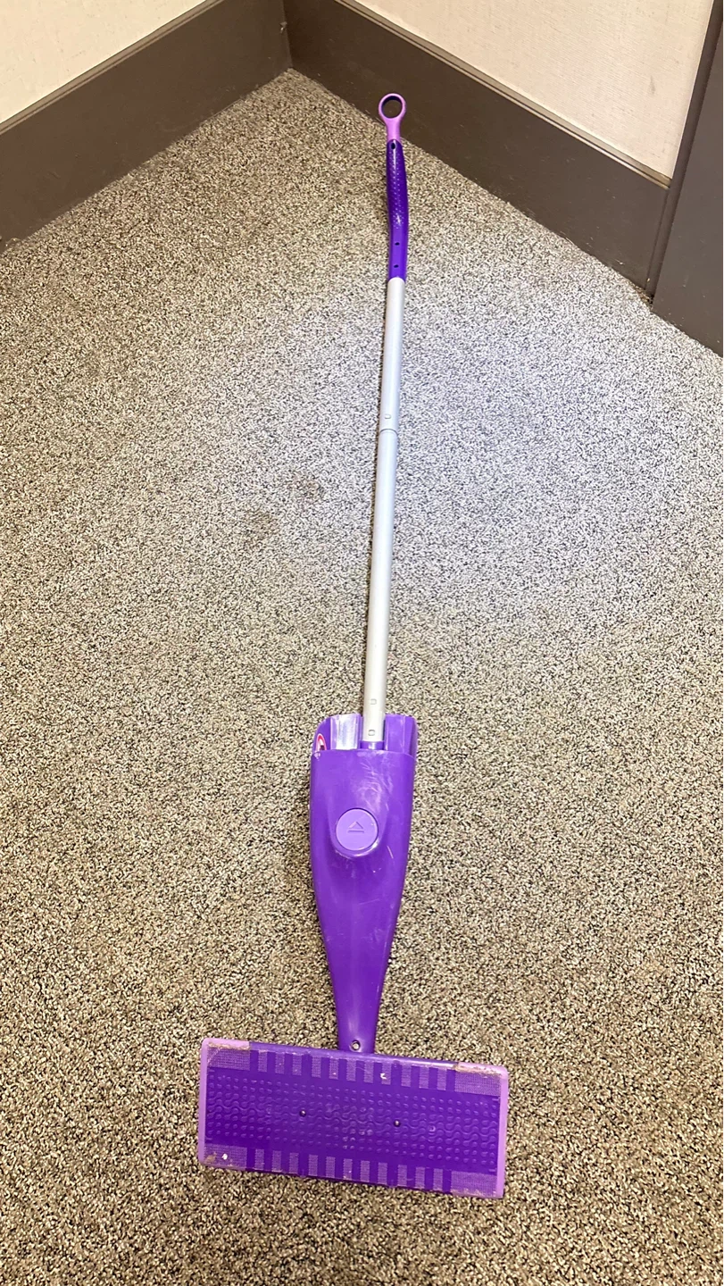 Swiffer Wet Jet Floor Cleaner Mop - photo 4