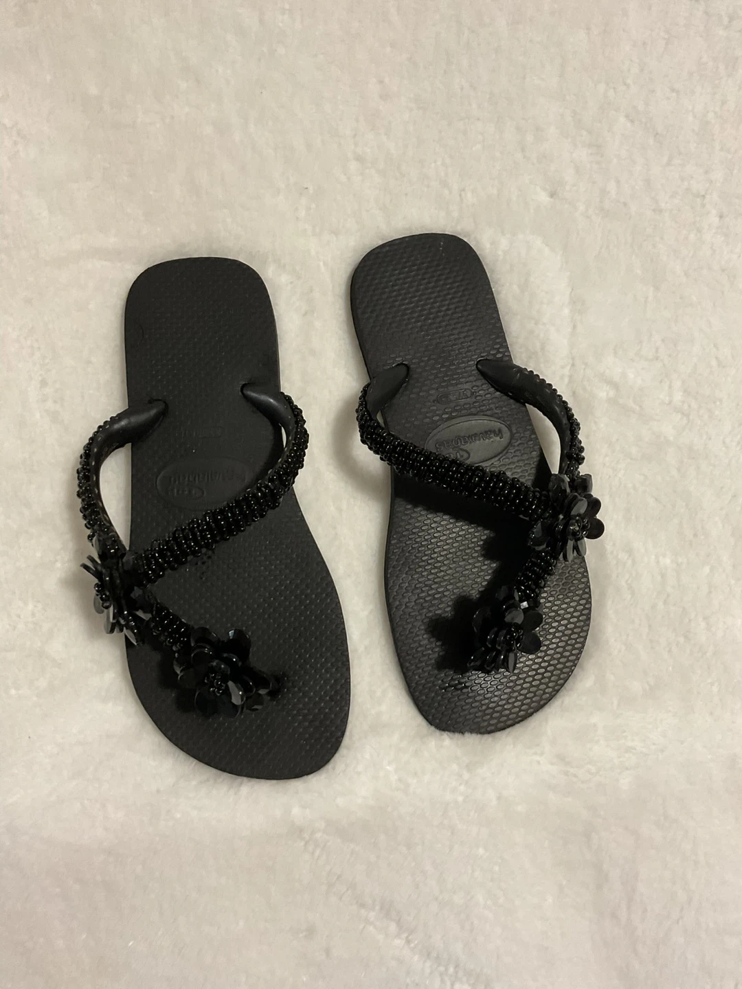 Havaianas Embellished Flip Flops - Black - photo 4