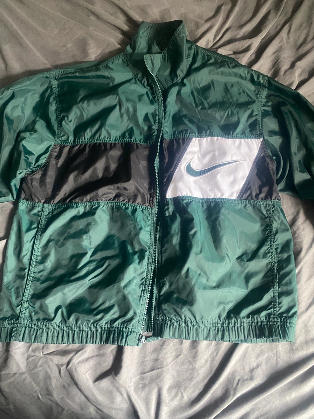 Nike Windbreaker Jacket Green Black White Color  Size M