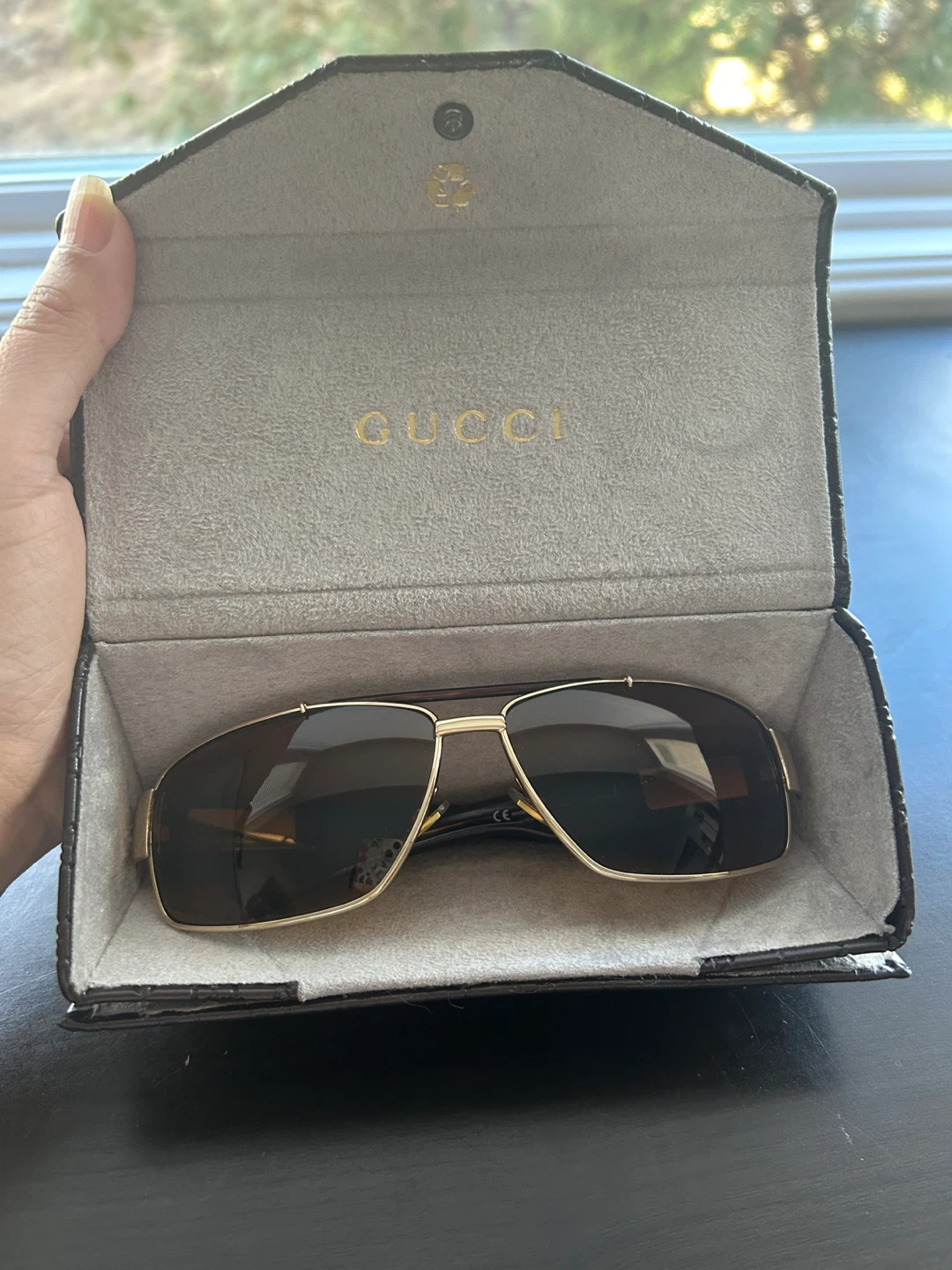 Gucci Sunglasses with Case - photo 3