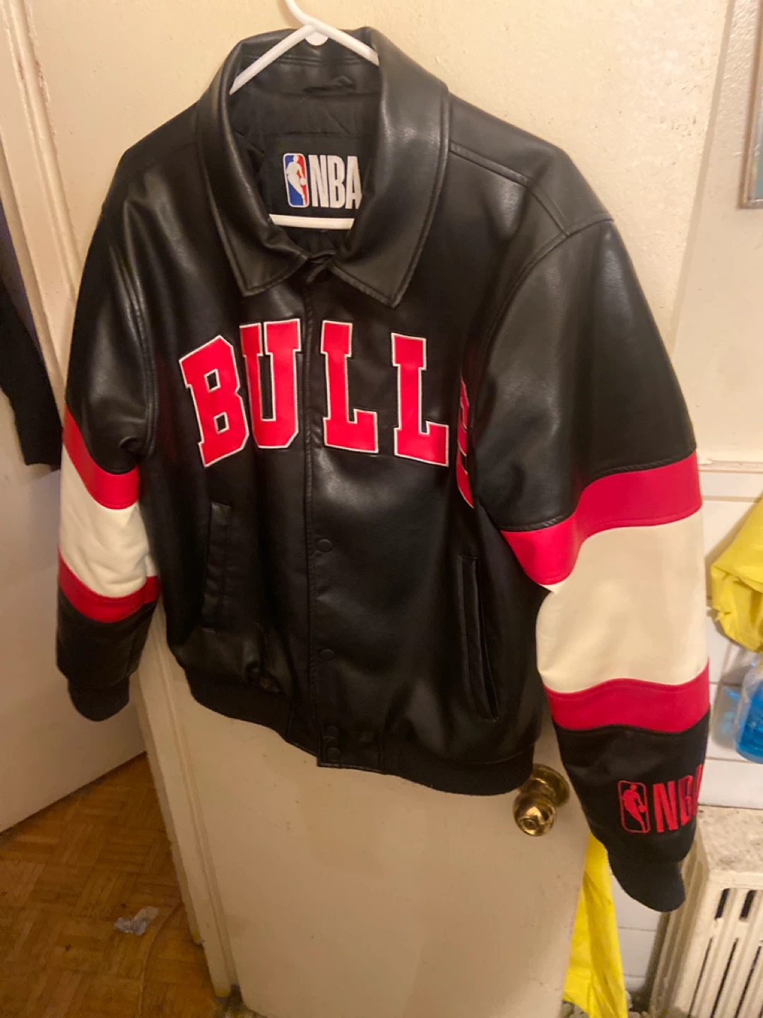 Chicago Bulls NBA Bomber Jacket - photo 3