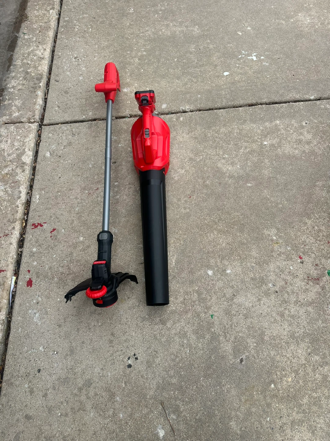 Craftsman vs 2-Trimmer & Leaf Blower