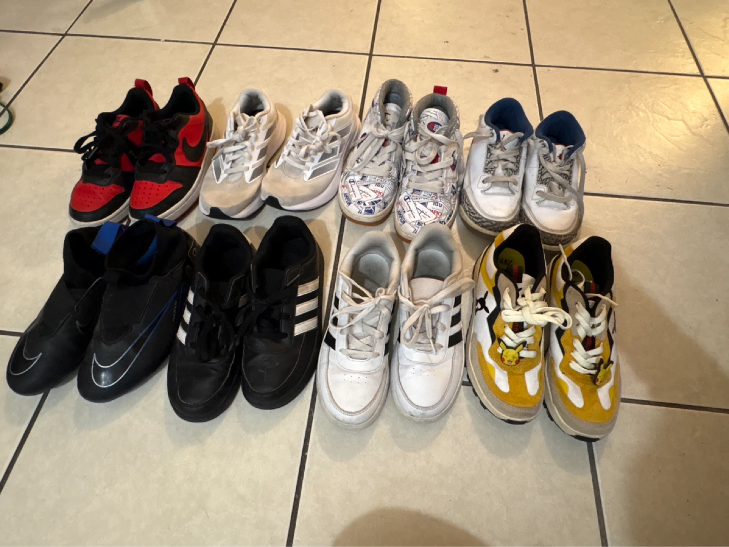 Assorted lot of men's and kids' sneakers - photo 2