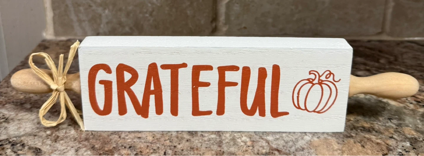 Decorative "Grateful" Rolling Pin Sign