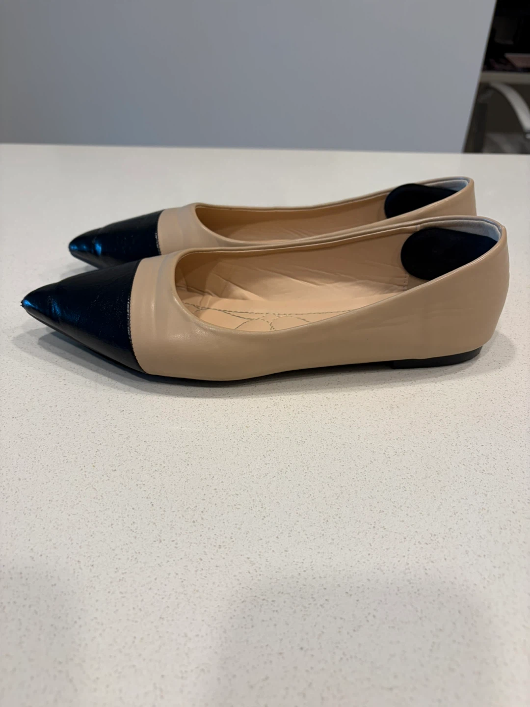 Women's Two-Tone Pointed Toe Flats - photo 2