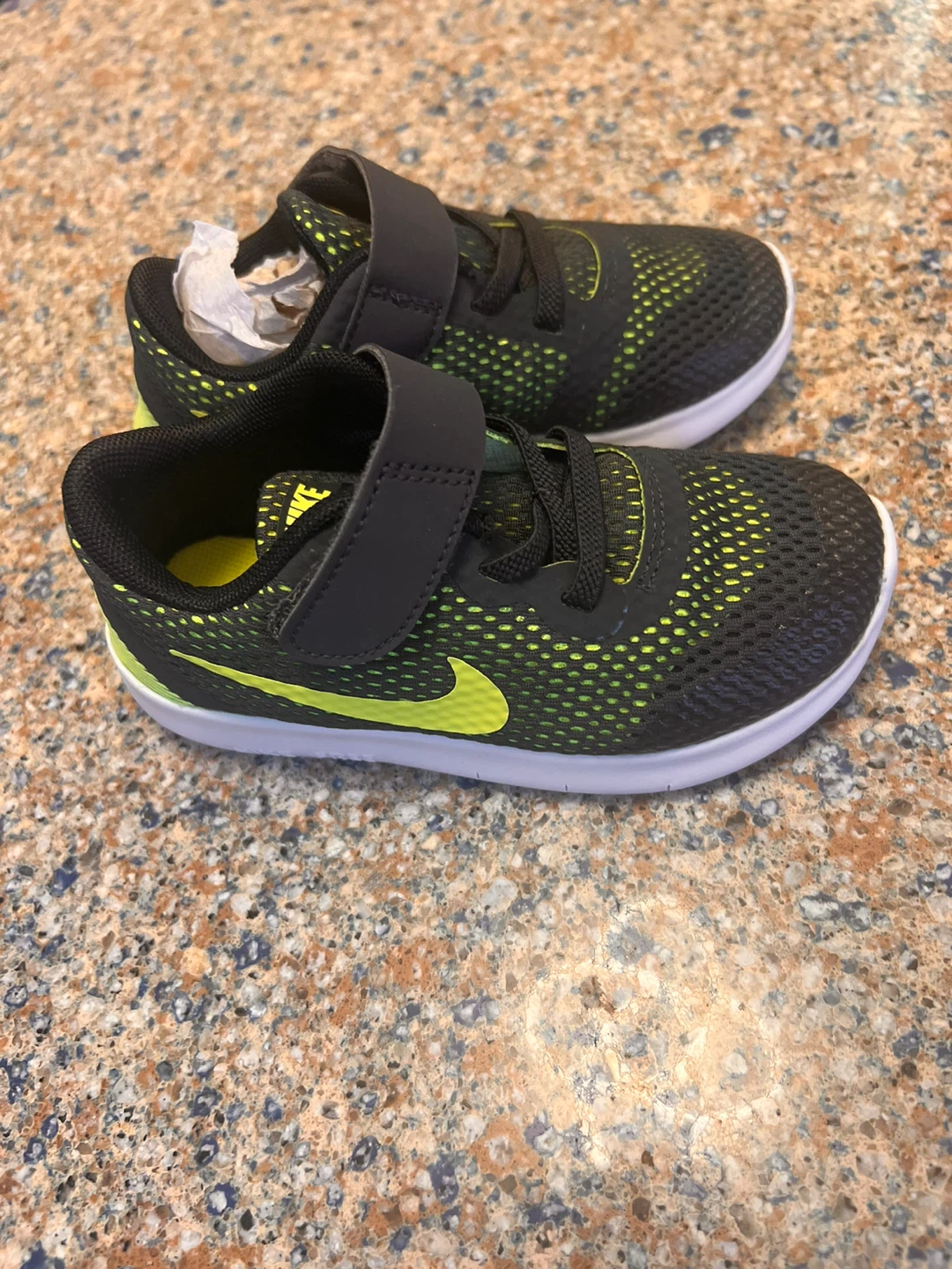 New Nike Free RN Toddler Shoes Black/Volt - photo 2
