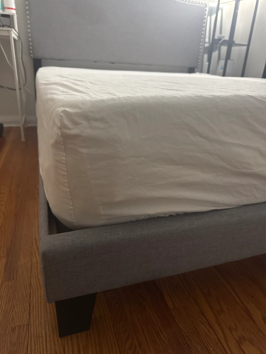 Grey Upholstered Queen Bed Frame with Headboard And Mattress - photo 2