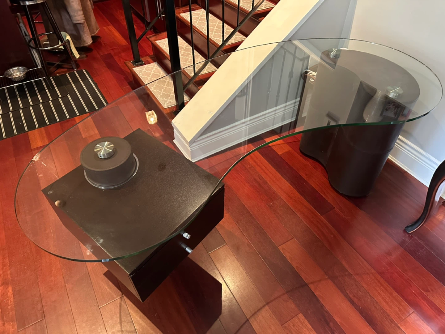 Wavy Glass Desk – Statement Workspace! - photo 2